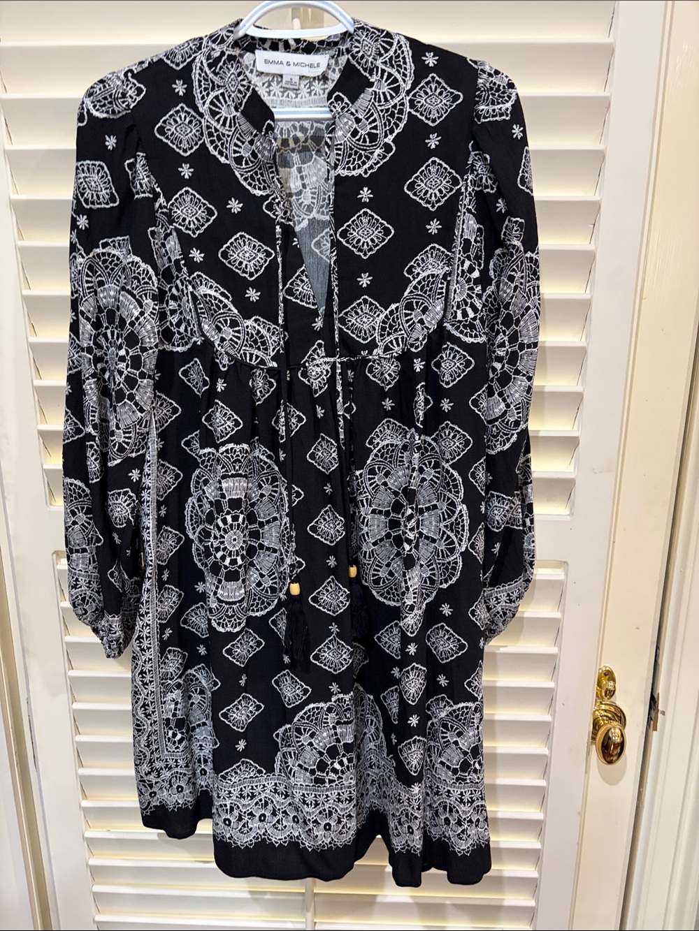 Emma & Michele Black with White Embroidered Motif Tunic. Size Small